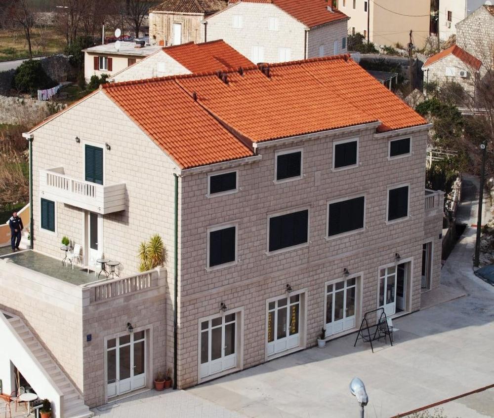 Apartments Dubelj Komolac Exterior foto