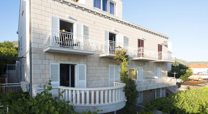 Apartments Dubelj Komolac Exterior foto